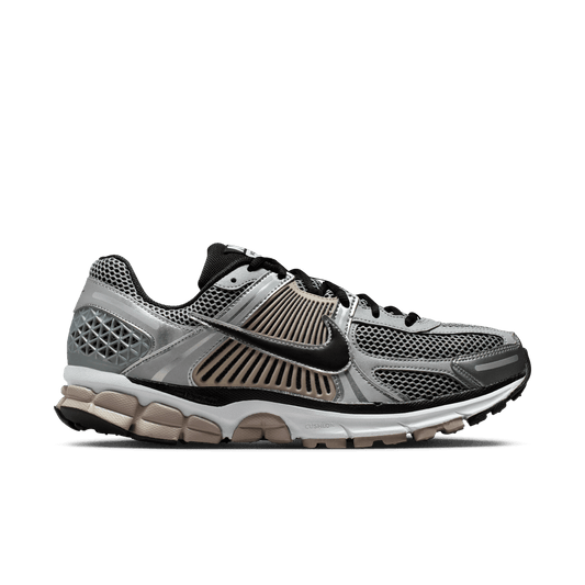 Men's Nike Zoom Vomero 5 - METALLIC SILVER